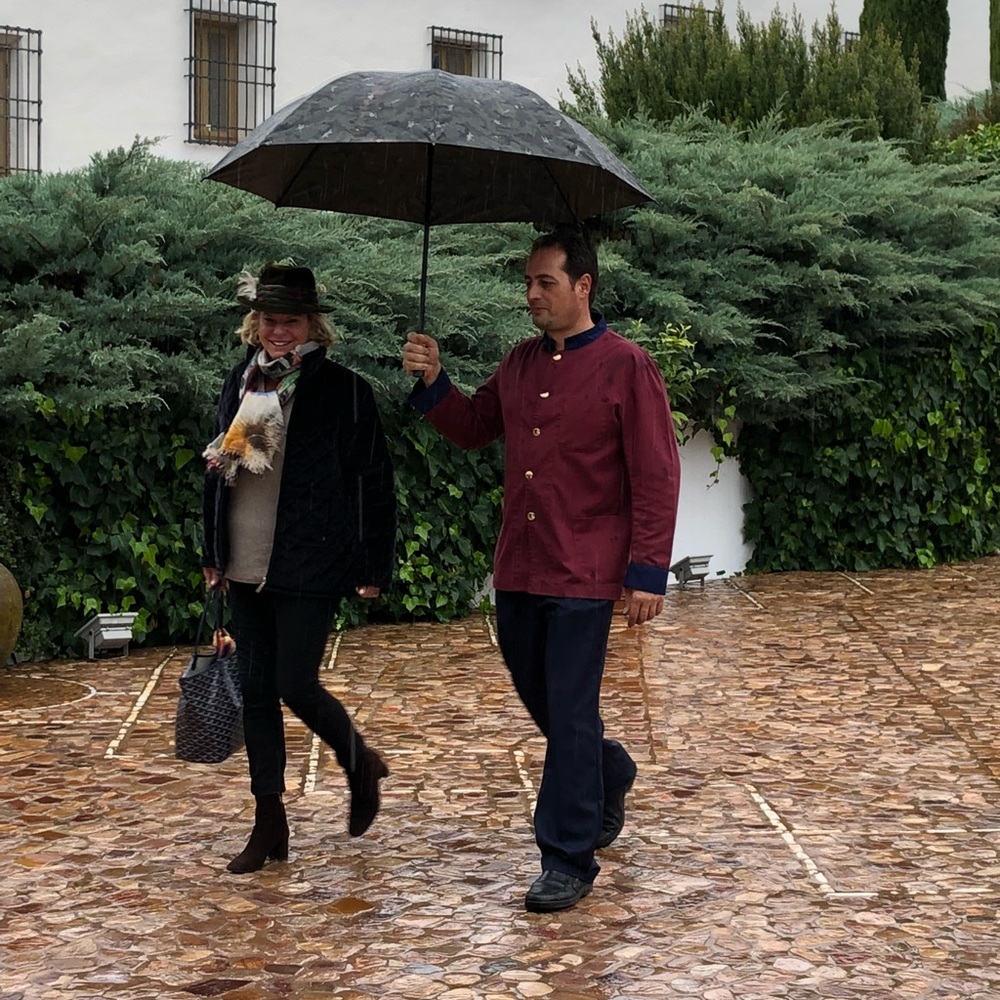 Meet your Posher, Elizabeth